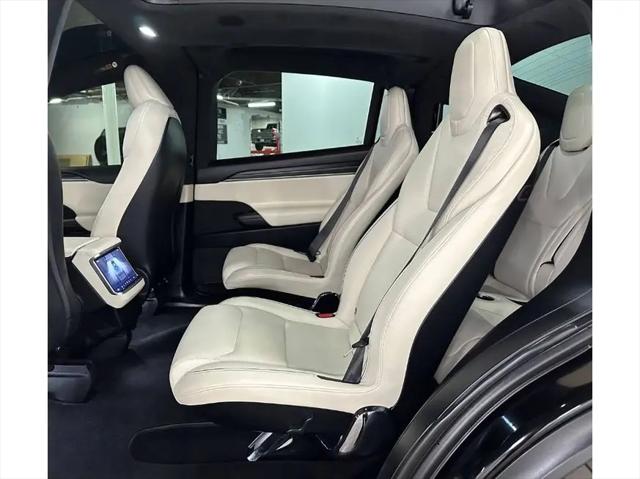2024 Tesla Model X Plaid Tri Motor All-Wheel Drive