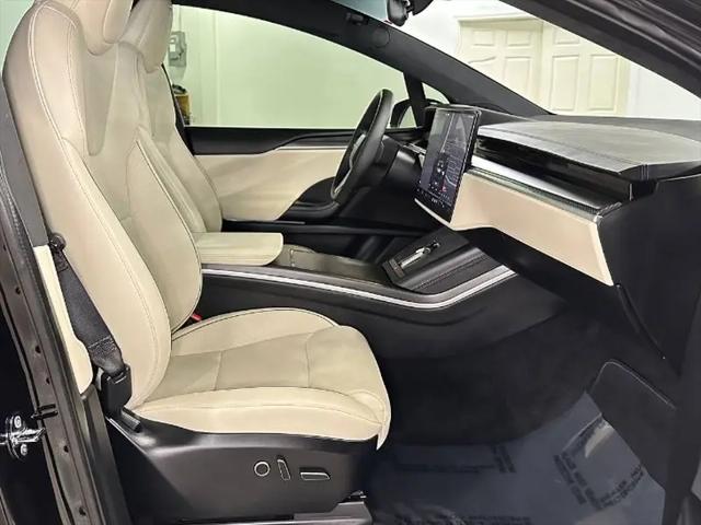 2024 Tesla Model X Plaid Tri Motor All-Wheel Drive