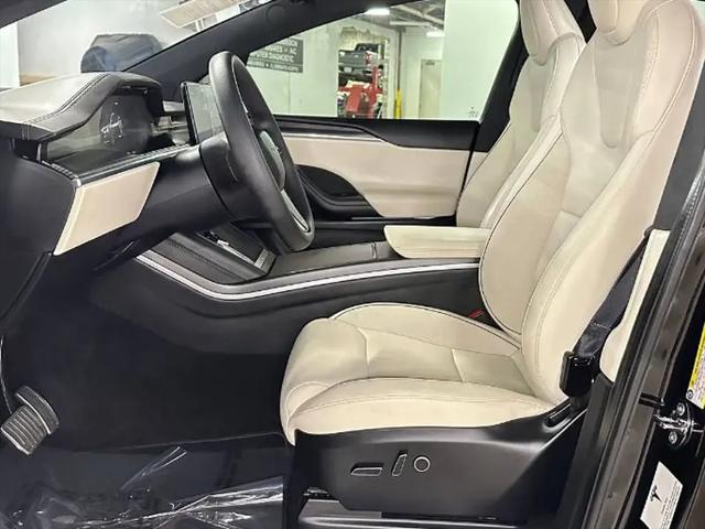 2024 Tesla Model X Plaid Tri Motor All-Wheel Drive