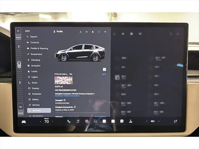 2024 Tesla Model X Plaid Tri Motor All-Wheel Drive