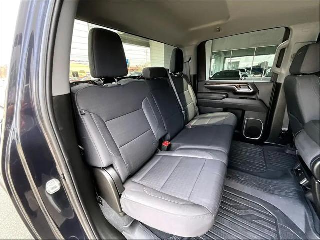 2025 GMC Sierra 2500HD 4WD Crew Cab Standard Bed SLE