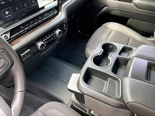 2025 GMC Sierra 2500HD 4WD Crew Cab Standard Bed SLE