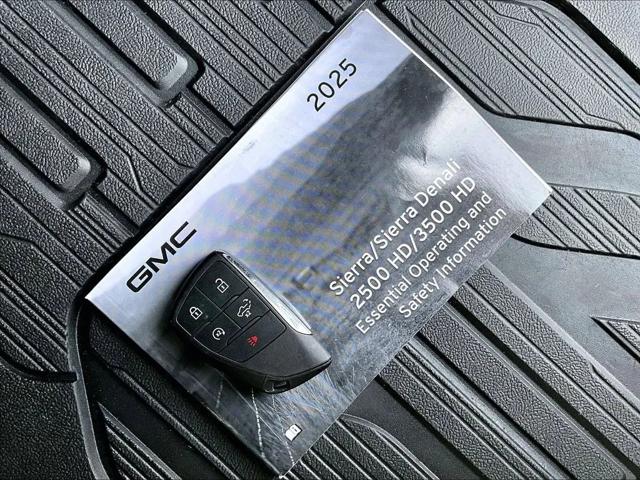 2025 GMC Sierra 2500HD 4WD Crew Cab Standard Bed SLE