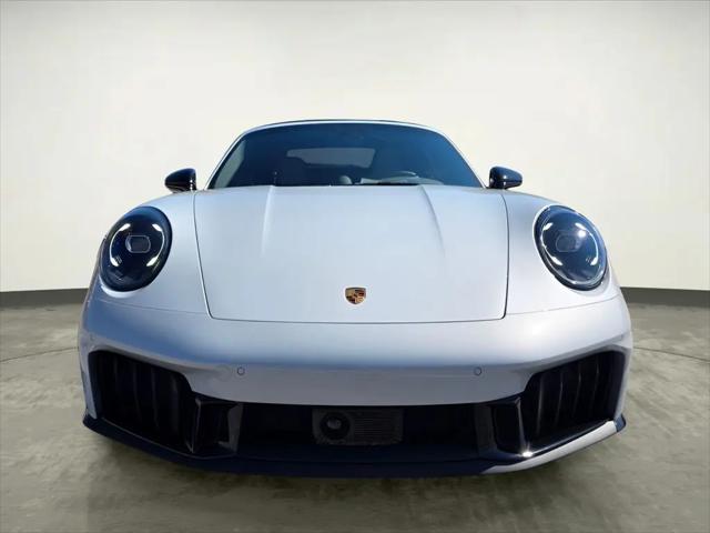 2026 Porsche 911 Carrera GTS Cabriolet