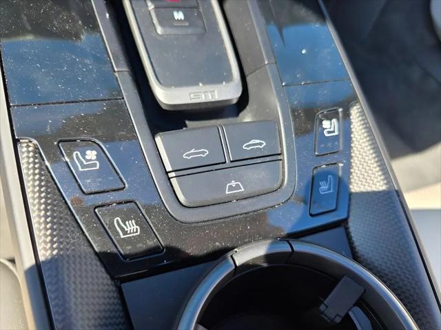 2026 Porsche 911 Carrera GTS Cabriolet