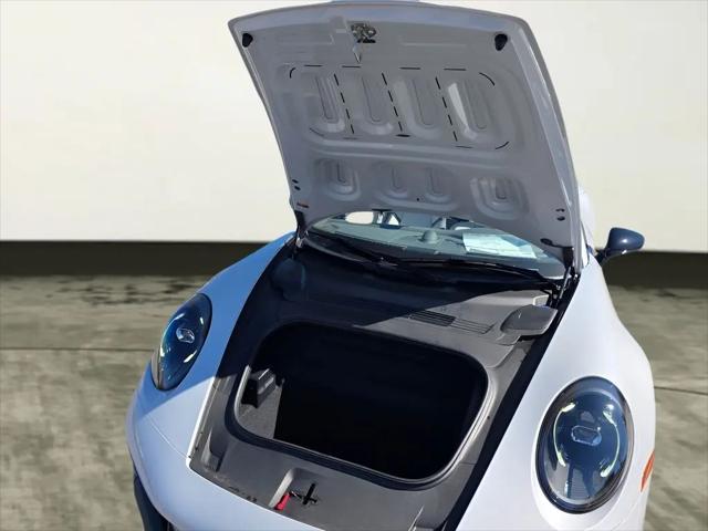 2026 Porsche 911 Carrera GTS Cabriolet