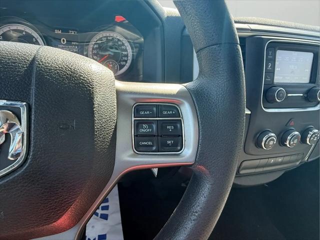2022 Ram 1500 Classic SLT Crew Cab 4x2 5'7" Box