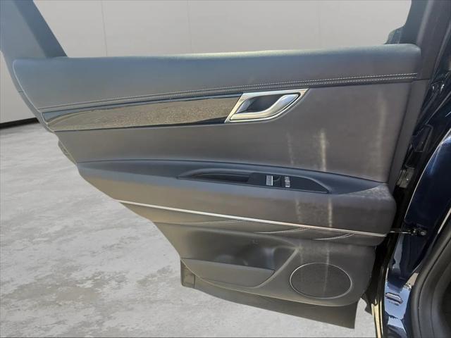 2025 Genesis GV80 2.5T Standard AWD