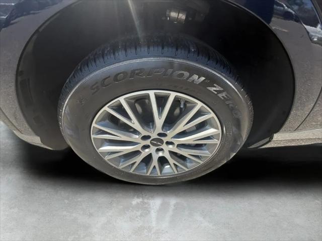 2025 Genesis GV80 2.5T Standard AWD