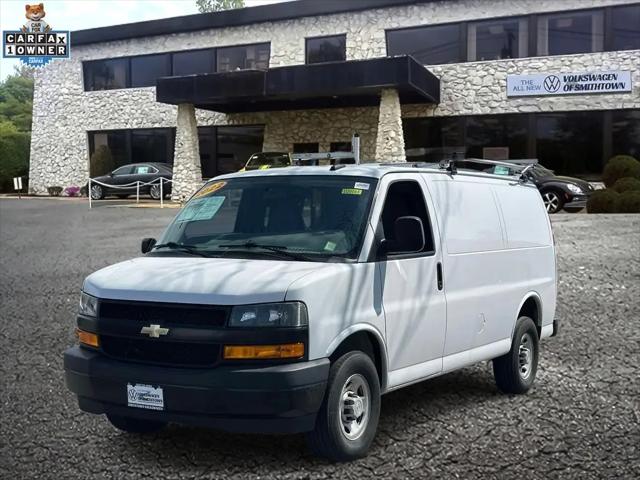 2022 Chevrolet Express Cargo Van RWD 2500 Regular Wheelbase WT