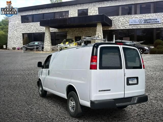 2022 Chevrolet Express Cargo Van RWD 2500 Regular Wheelbase WT