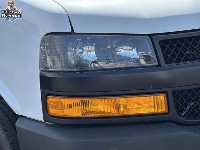 2022 Chevrolet Express Cargo Van RWD 2500 Regular Wheelbase WT