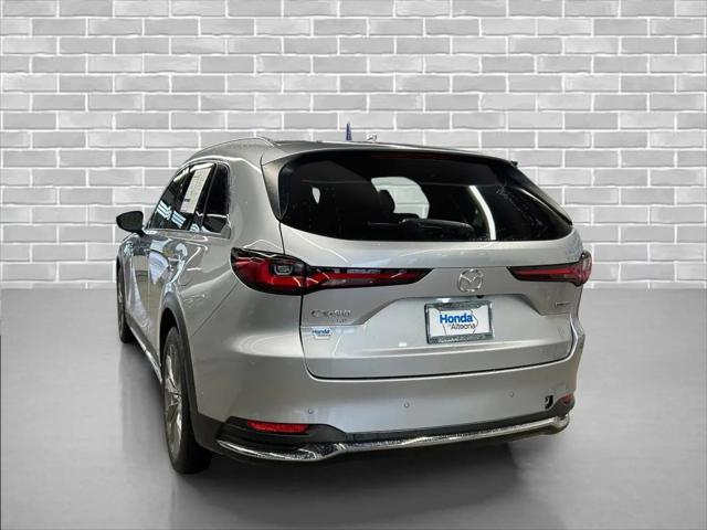 2025 Mazda X-90 3.3 Turbo Premium Plus Package