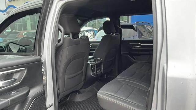 2020 Ram 1500 Big Horn Crew Cab 4x4 5'7" Box