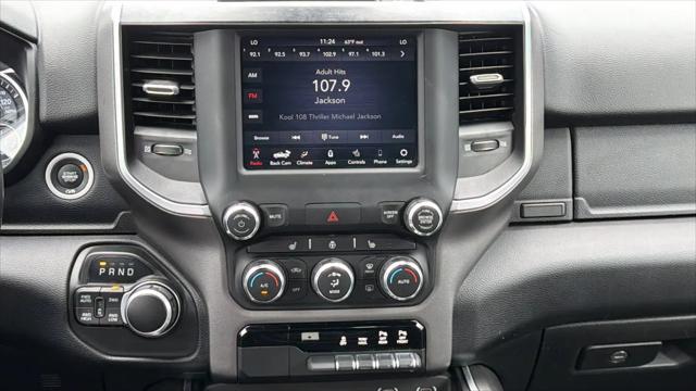 2020 Ram 1500 Big Horn Crew Cab 4x4 5'7" Box