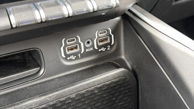 2020 Ram 1500 Big Horn Crew Cab 4x4 5'7" Box