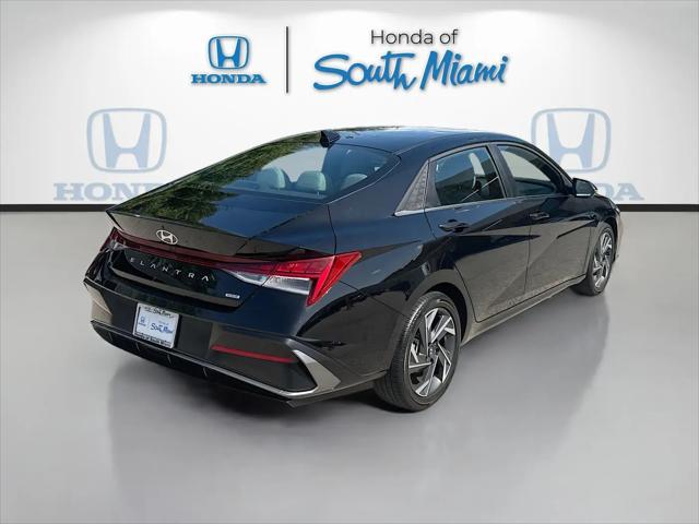 2025 Hyundai Elantra Hybrid Limited