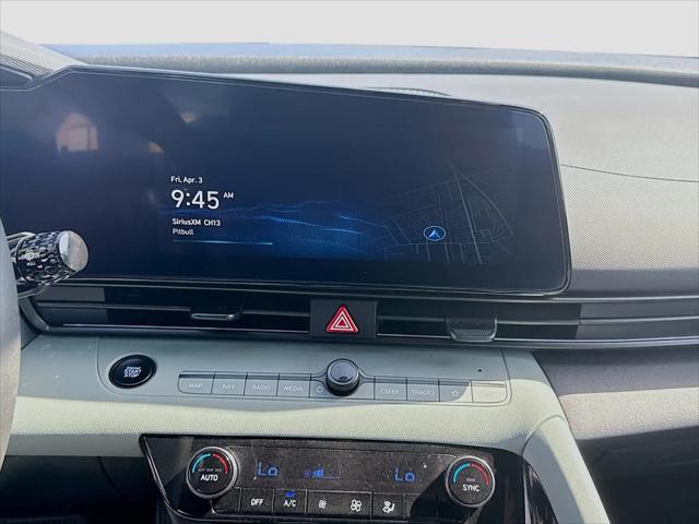 2025 Hyundai Elantra Hybrid Limited