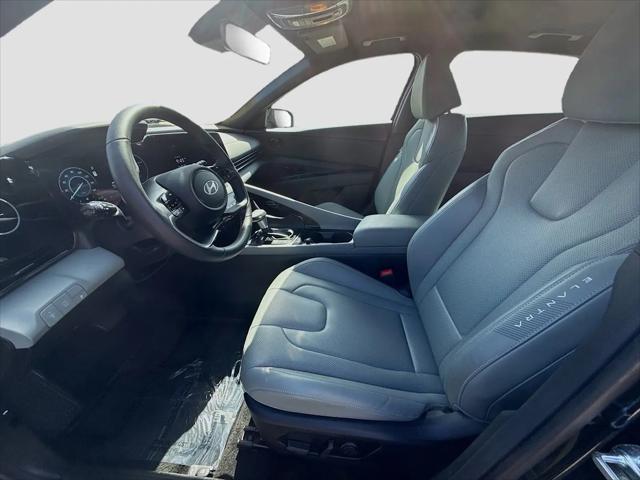 2025 Hyundai Elantra Hybrid Limited