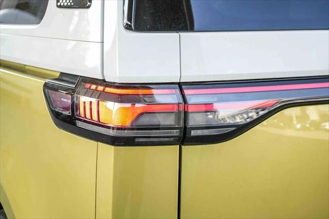 2025 Volkswagen ID. Buzz Pro S Plus with 4MOTION