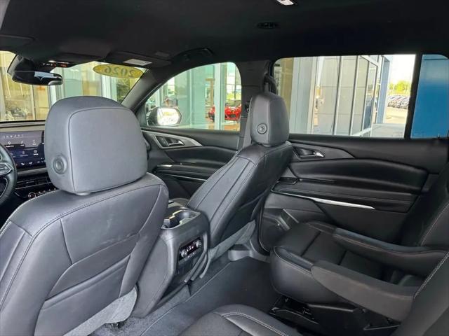 2026 Chevrolet Traverse FWD LT