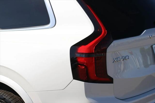 2026 Volvo XC90 Plug-In Hybrid Plus, T8 AWD, Electric/Gasoline, Bright, 6 Seats