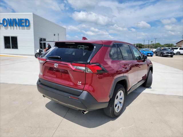 2024 Toyota RAV4 LE
