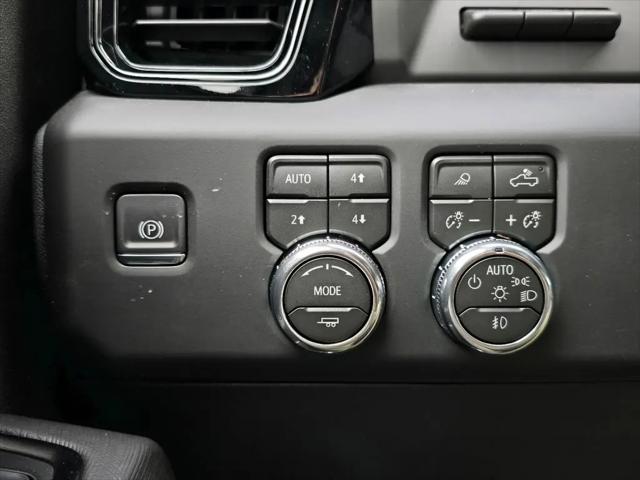 2026 GMC Sierra 2500HD Crew Cab, Standard Bed, AT4X, 4WD