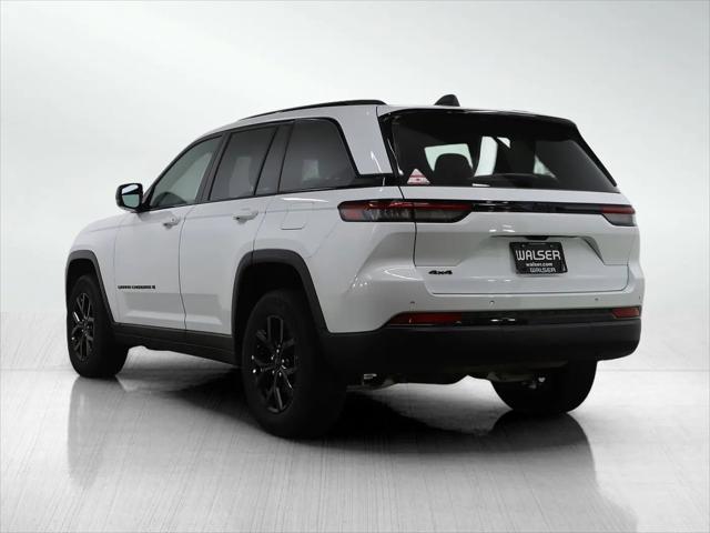 2025 Jeep Grand Cherokee Altitude 4x4