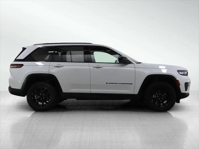 2025 Jeep Grand Cherokee Altitude 4x4