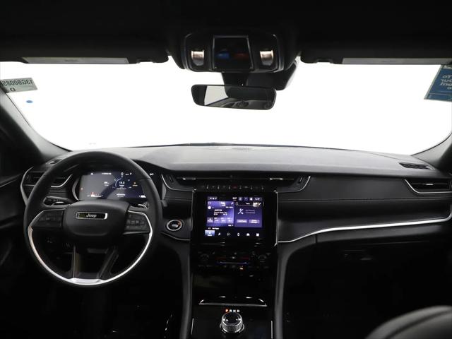 2025 Jeep Grand Cherokee Altitude 4x4