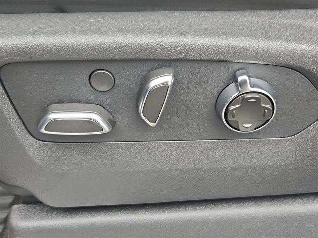 2026 GMC Sierra 2500HD Crew Cab, Standard Bed, Denali Ultimate, 4WD