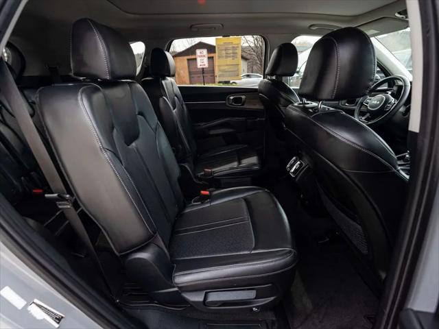 2023 Kia Sorento X-Line EX