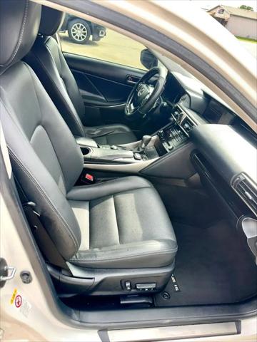 2017 Lexus IS 200t IS Turbo