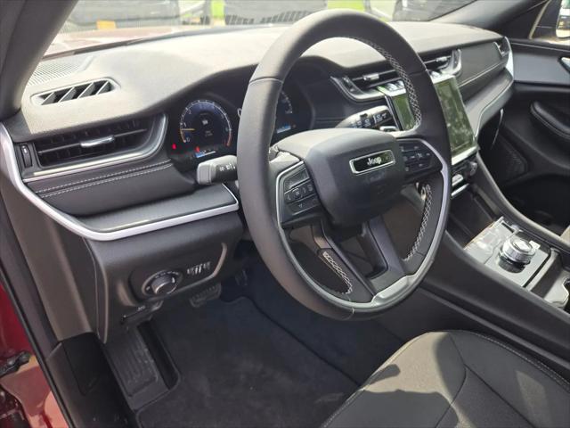 2026 Jeep Grand Cherokee L Altitude 4x2
