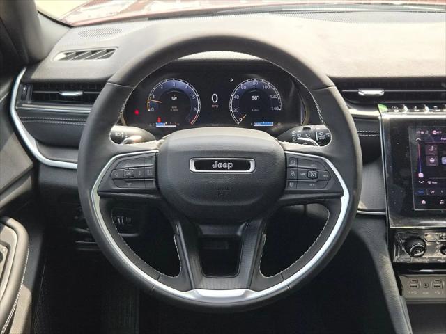 2026 Jeep Grand Cherokee L Altitude 4x2