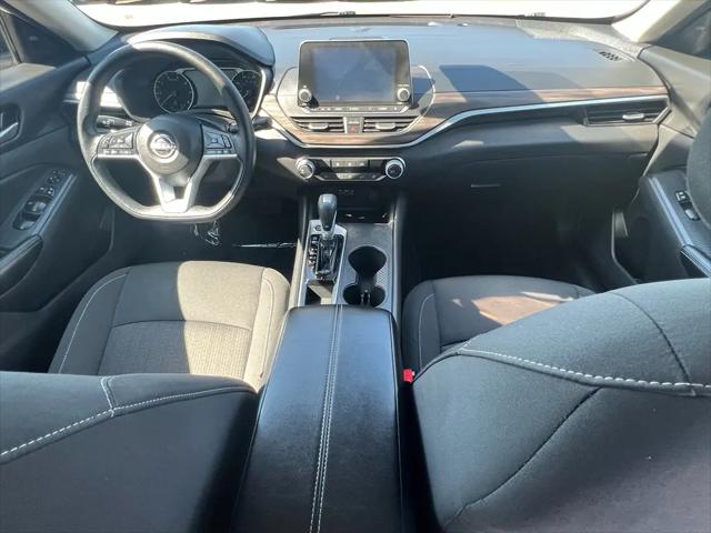 2025 Nissan Altima SV FWD