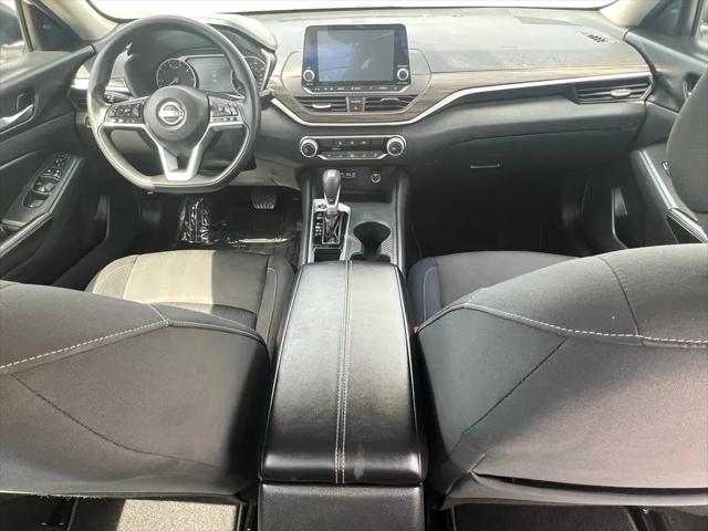 2025 Nissan Altima SV FWD