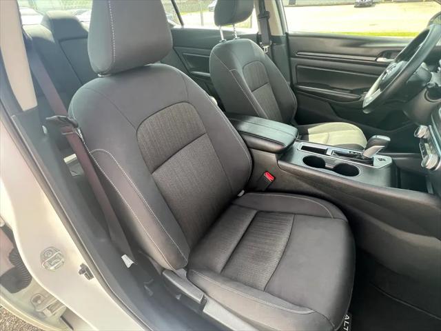 2025 Nissan Altima SV FWD