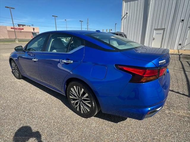2025 Nissan Altima SV FWD
