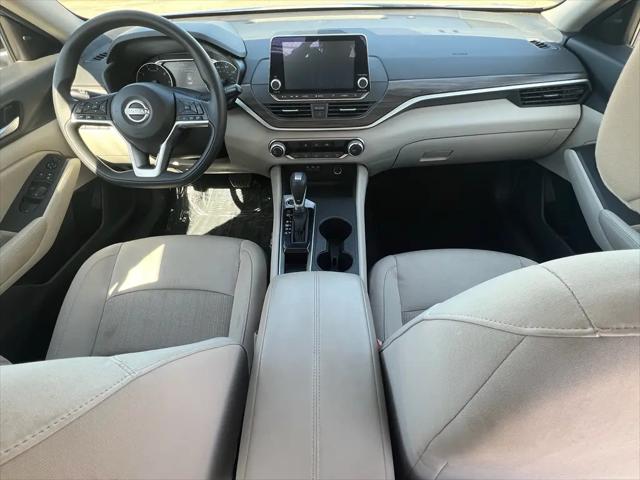 2025 Nissan Altima SV FWD