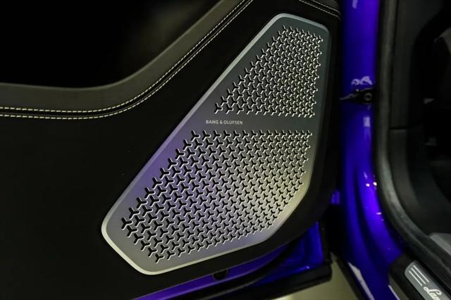 2022 Lamborghini Urus Graphite Capsule