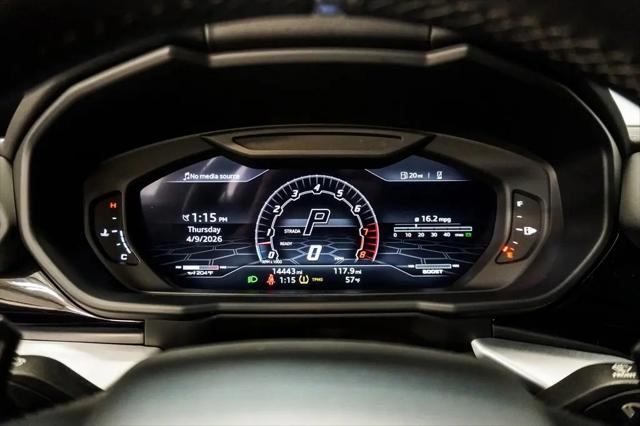 2022 Lamborghini Urus Graphite Capsule