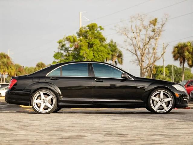 2011 Mercedes-Benz S 63 AMG S 63 AMG