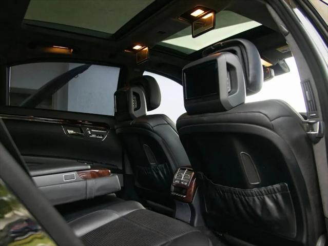 2011 Mercedes-Benz S 63 AMG S 63 AMG