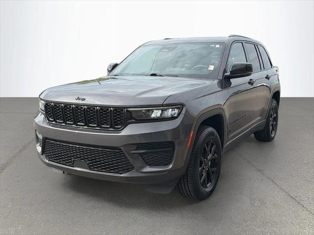 2024 Jeep Grand Cherokee Altitude 4x2