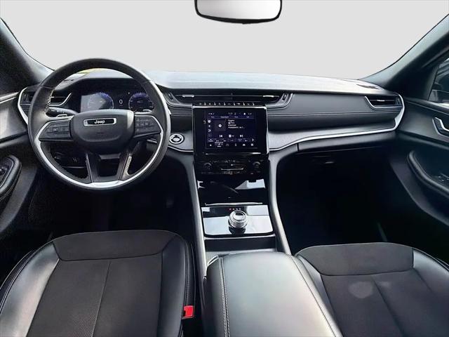 2024 Jeep Grand Cherokee Altitude 4x2