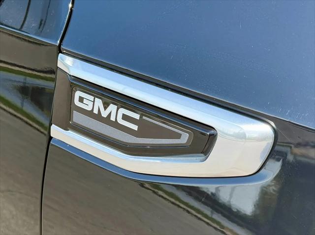 2022 GMC Yukon 4WD Denali