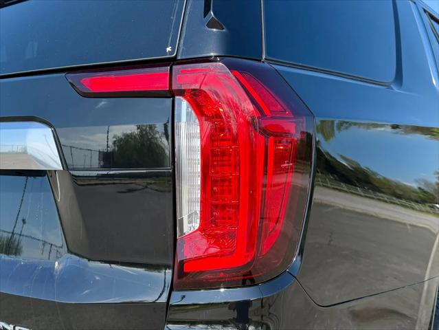 2022 GMC Yukon 4WD Denali