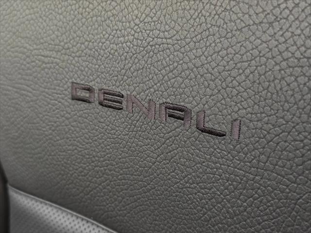 2022 GMC Yukon 4WD Denali